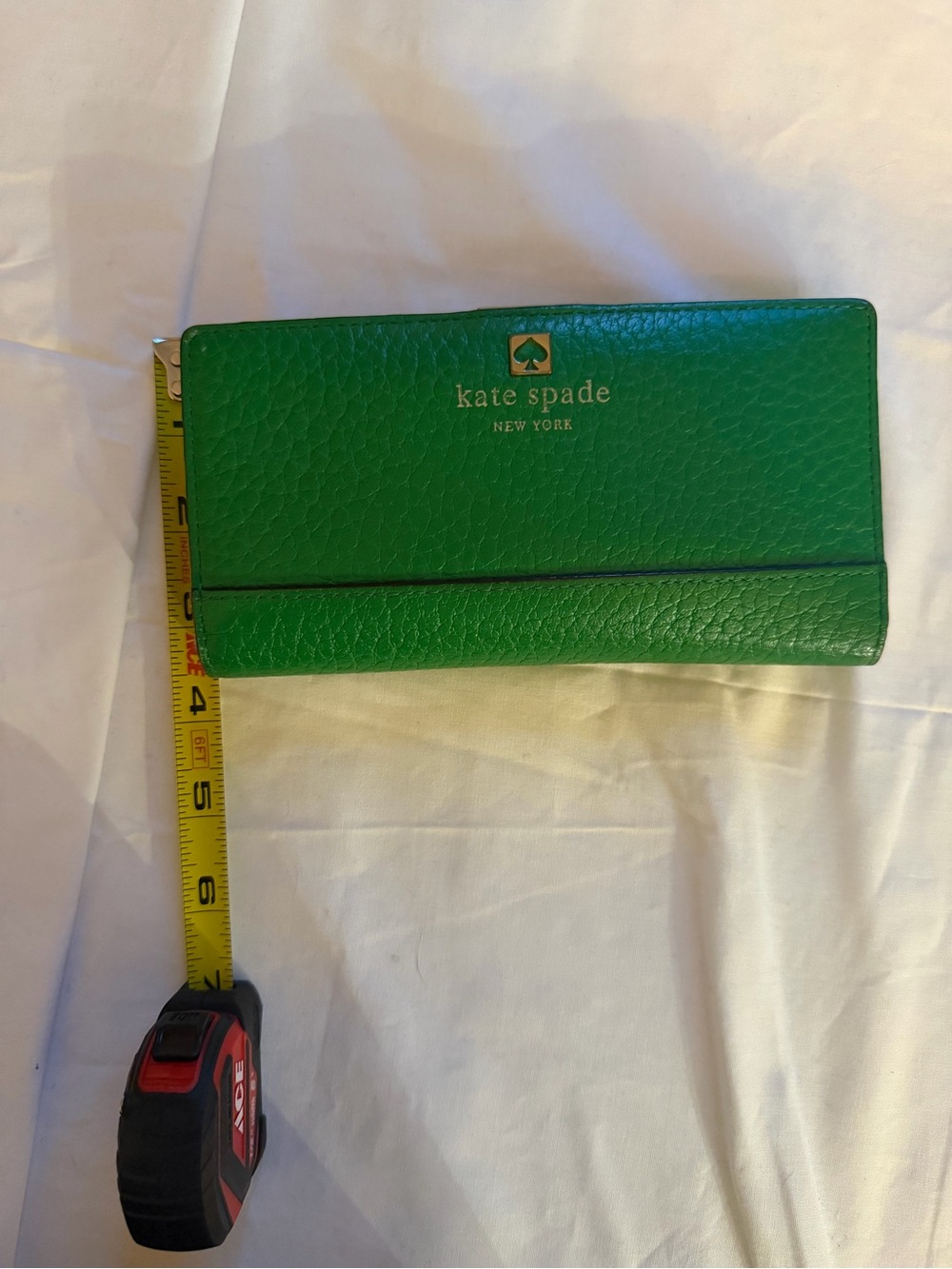 kate spade Green Pebbled Leather Card Holder with Gold Logo